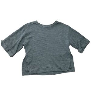 Umgee Womens Open Knit Quarter Sleeve Sweater 
Size: Small